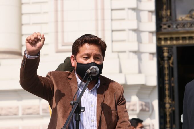 Premier Guido Bellido ataca al canciller en plena gira en EEUU y la ONU