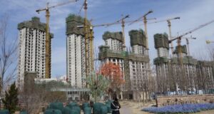 Evergrande: Caída del gigante inmobiliario no es solo una amenaza para la economía en China