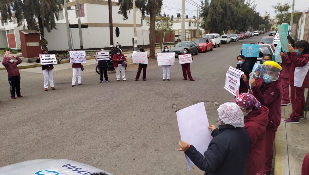 GRT: Obstetras realizan plantón exigiendo programación de horas extras