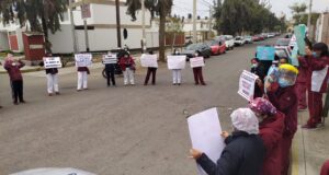 GRT: Obstetras realizan plantón exigiendo programación de horas extras