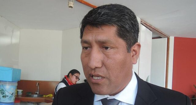 Consejero Chambi: “Suma Uta beneficia más a la empresa inmobiliaria”