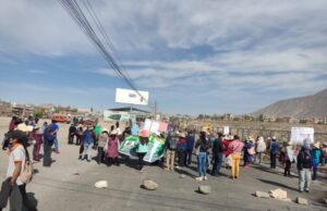 Credicoop: Ahorristas radicalizan sus medidas y bloquean vías en Arequipa, Moquegua y Tacna