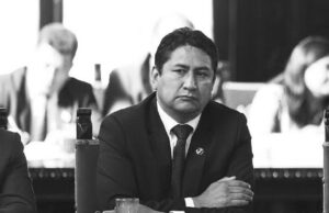 Fiscalía solicita prisión preventiva para exgobernador Vladimir Cerrón