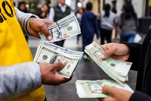 Dólar cierra nuevamente a la baja y cotiza en S/ 3.87