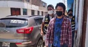 Detienen a joven con celular de estudiante asesinado