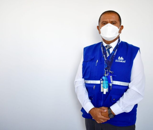 Tacna: Nuevo gerente de EsSalud asume funciones y reafirma lucha contra la Covid-19