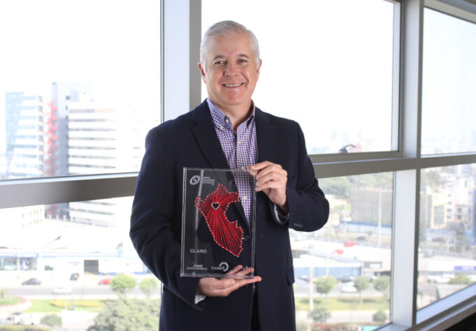 Claro recibió distintivo Empresa Socialmente Responsable