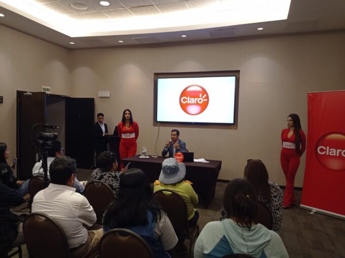 Claro lidera en mercado móvil e internet fijo en Tacna