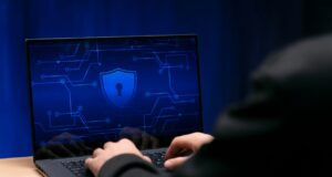 Tramitadores: Conoce esta nueva modalidad de estafa cibernética