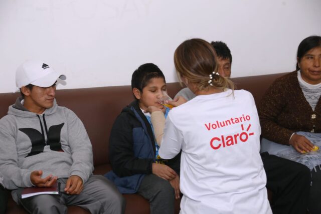 En este año la Red de Voluntarios Claro ayudó a más de 2 mil personas en el país