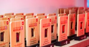 Distintivo Recicla: Claro reconoce a empresas por el reciclaje de RAEE