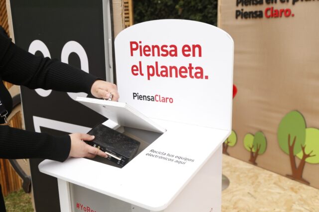 Claro acopió más de 20 mil toneladas de Residuos de Aparatos Electrónicos